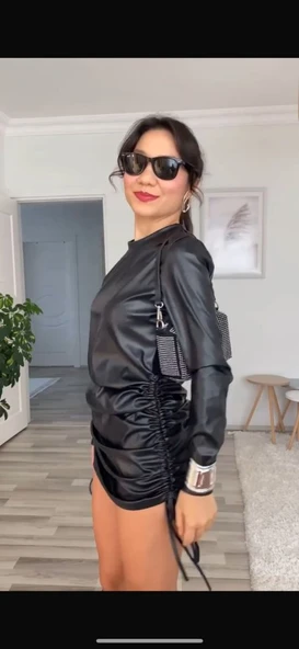 Kadın Uzun Kollu Bisiklet Yaka Yandan Büzgülü Kısa Deri Elbise - Resim 6