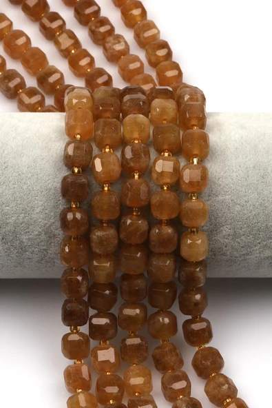 Sarı Renkli Kuvars Doğal Taş Dizi 8 mm Küp Kesim ürün görseli