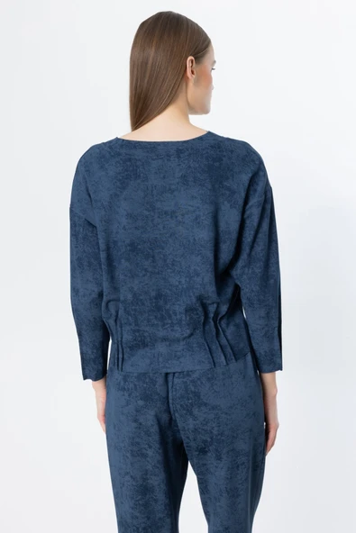 On Pile Detaylı Batik Desenli Bluz - 4