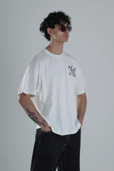 God Wins Beyaz Oversize Tasarım T-Shirt - 2