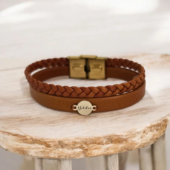 İsme Özel Yuvarlak Motifli Doğal Kahverengi Derili 14 Ayar Altın Plakalı Hediye Bileklik-401 - Resim 2