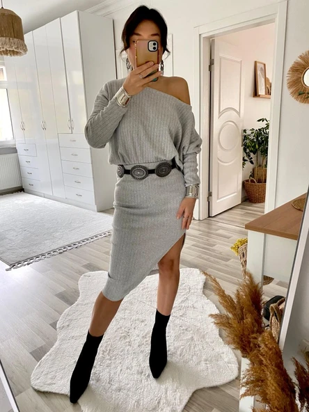 Kadın Uzun Kollu Düşük Omuz Yırtmaç Detay Kaşkorse Etek Bluz Ikili Takım - Resim 12