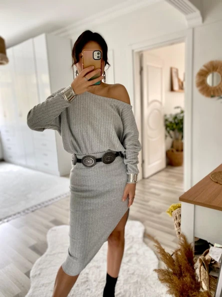 Kadın Uzun Kollu Düşük Omuz Yırtmaç Detay Kaşkorse Etek Bluz Ikili Takım - Resim 8