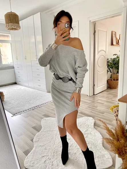 Kadın Uzun Kollu Düşük Omuz Yırtmaç Detay Kaşkorse Etek Bluz Ikili Takım - Resim 4