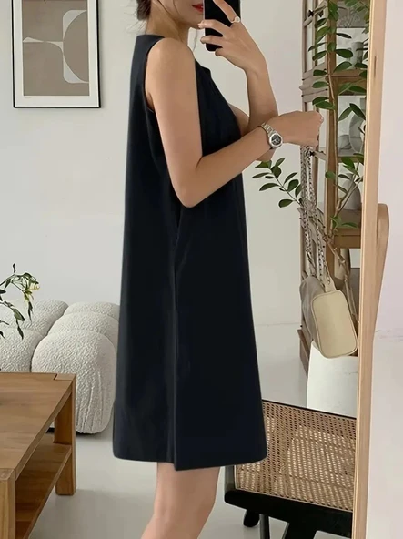 Kadın Askılı Sıfır Kol A Kesim Detaylı Ithal Krep Elbise - Resim 3