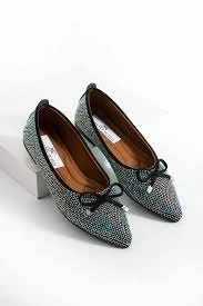 Sarra Siyah Saten İşlemeli Babet Ayakkabı ürün görseli