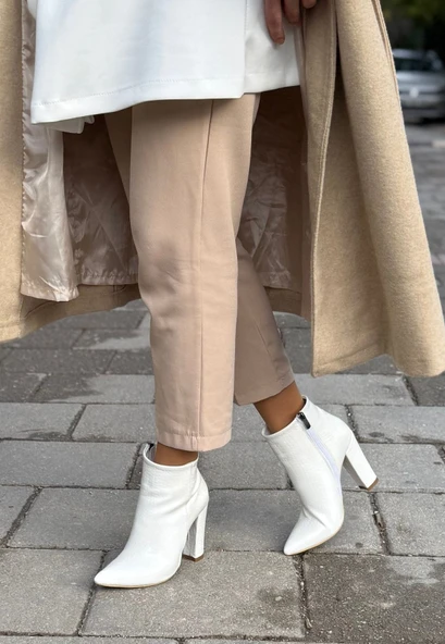 Loora Beyaz Rugan Desenli Topuklu Bot - Resim 2