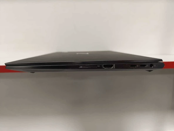 HP 314F7EA ZBook Studio 15.6inch G8 i7-11800H/16GB-DDR4/512GB-NVMe/4GB-T1200-GDDR6/15.6"-FHD/MSWin Pro YENILENMIS - Resim 3