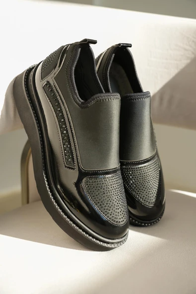 Büyük Numara Bayan Taşlı Spor Ayakkabı - Resim 3