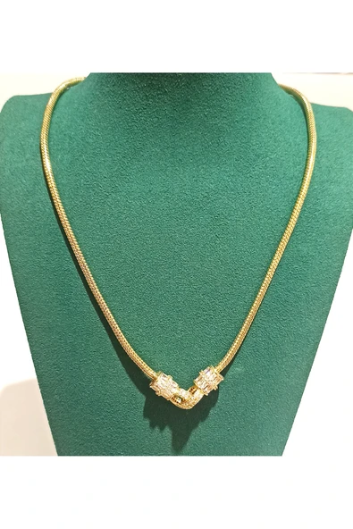 Monalisa Home Gold Renk Lüks Figürlü Gösterişli Taşlı Kolye ürün görseli