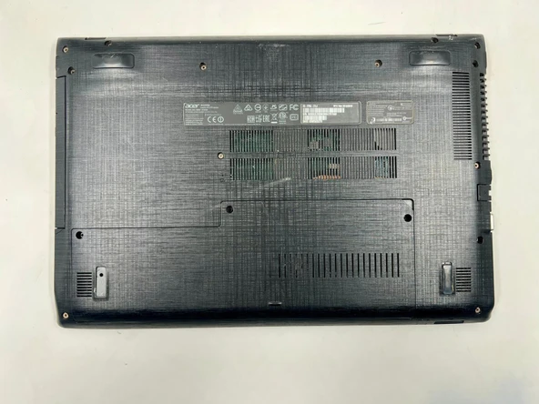 Acer Aspire E5-575 İ7-6500 İşlemci 12 Gb Ram 128 M2 SSD 500 Gb HDD Laptop - 5