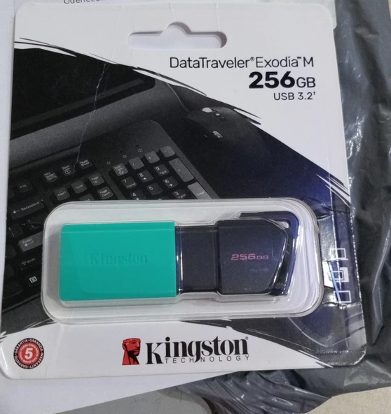 256GB Kingston DataTraveler Exodia M DTXM/256GB  USB 3.2 Flash Bellek