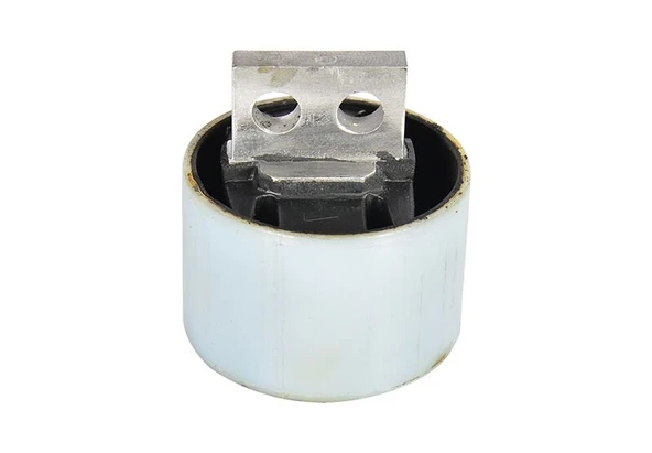 RADYATÖR TAKOZU KÜÇÜK T15 95>01  72GB8125AA-1519545 ürün görseli