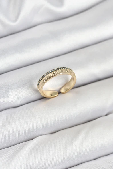 Pirinç Gold Renk Sıralı Zirkon Taşlı Kutup Yıldızı Model Kadın Yüzük