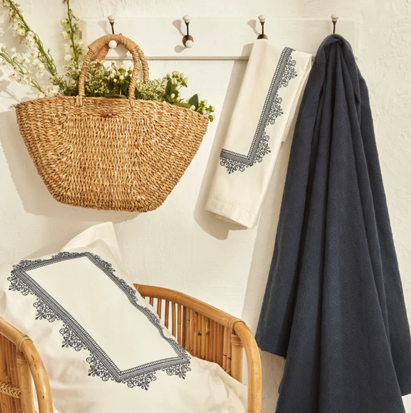Karaca Home Candice %100 Pamuk Çift Kişilik Nakışlı Pike Takımı Mavi - 10