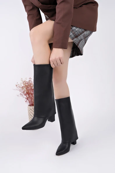 Muggo REBECA Sivri Burun Kalın Topuklu Kadın Çizme - 4