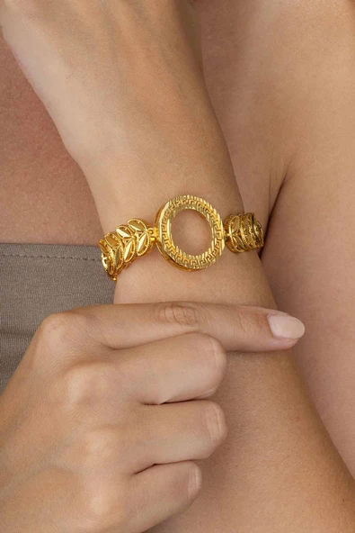 Gümüş Pazarım Yarım Altın Koymak İçin Kelebek Motifli Altın Kaplama Çelik Kadın Bileklik ürün görseli 1