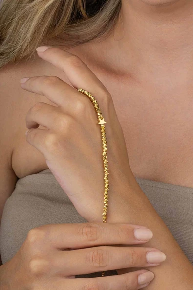 Gümüş Pazarım Yıldız Figürlü Altın Kaplama Çelik Dorika Kadın Bileklik ürün görseli 1