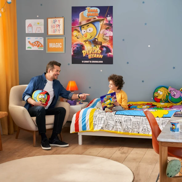 Karaca Home X Kral Şakir Necati Şekilli Kırlent - Resim 3