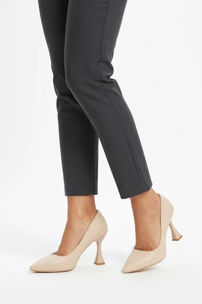 Ayakmod Bej İnce Uzun Kadın Topuklu Abiye Ayakkabı 665127 Z ürün görseli