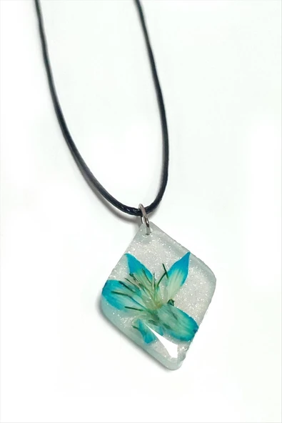 Tesbih Çiçeği Baklava Dilimli Epoksi Kolye ürün görseli