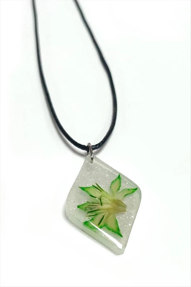 Tesbih Çiçeği Baklava Dilimli Epoksi Kolye ürün görseli 1