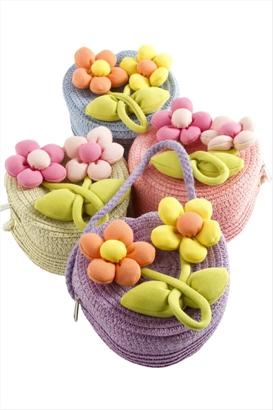 Çiçek Kalp Hasır Çanta ürün görseli