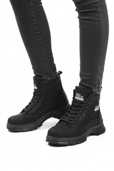 Ayakmod Siyah Nubuk İçi Kürklü Kaymaz Taban Fermuarlı Bağcıklı Kadın Bot 24090 Z ürün görseli