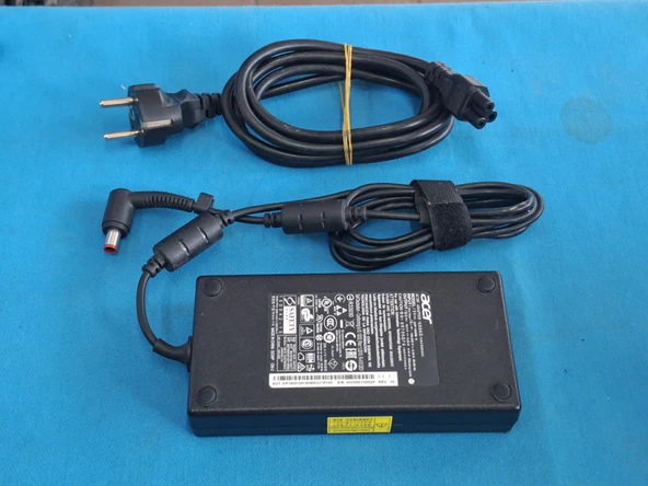 Acer ADP-180MB K 180W 9.23A Notebook Şarj Aleti Adaptör İĞNE UÇ - 2