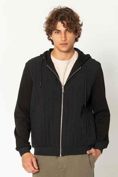 Erkek Kapüşonlu Fermuarlı Çift Kumaş Kapitone Detaylı Sweat Mont