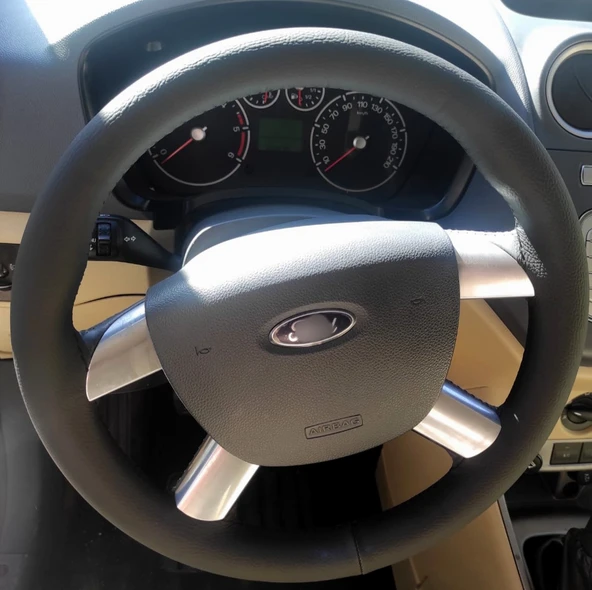 DİKİŞLİ DİREKSİYON KILIFI SİYAH DERİ SİYAH DİKİŞLİ FORD CONNECT / FOCUS İÇİN ürün görseli