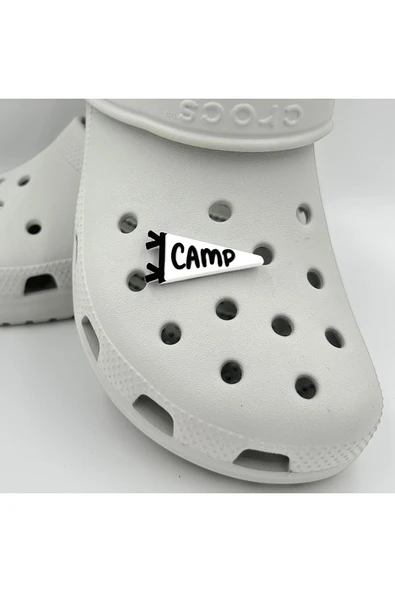 Crocs Terlik Süsü ve Aksesuarı , Çanta Süsü – Jibbitz 3D Camp Yazılı Üçgen Bayrak Görsel Logo Aksesuar - Resim 2