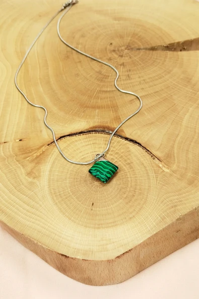 LitaeTrend Malakit Doğal Taşı Zincirli El Yapımı Kolye Uç: 1,5 cm Zincir: 20 cm Kutulu - Resim 6