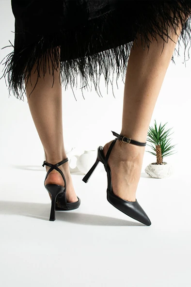Kadın İnce Topuklu Bilekten Bağlamalı Stiletto - 9