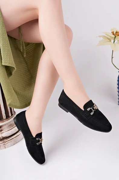 Babet Toka Detaylı Günlük Ayakkabı ürün görseli