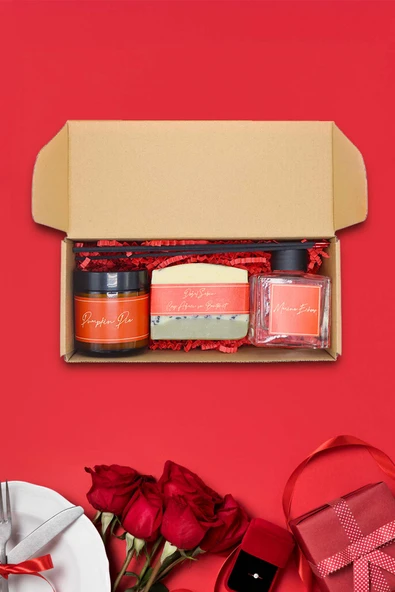 Sevgililer Günü Hediye Paketi Winter Breeze’ Hediyelik Sevgililer Günü Seti, Mum Hediye Kutusu