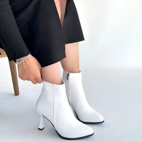Mişha Beyaz Cilt Topuklu Bot - Resim 4