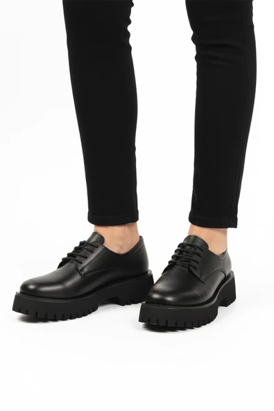 Aspor Siyah Kalın Taban Kadın Casual Ayakkabı ürün görseli 1