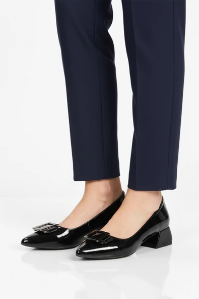 Aspor Siyah Rugan Kadın Topuklu Ayakkabı ürün görseli