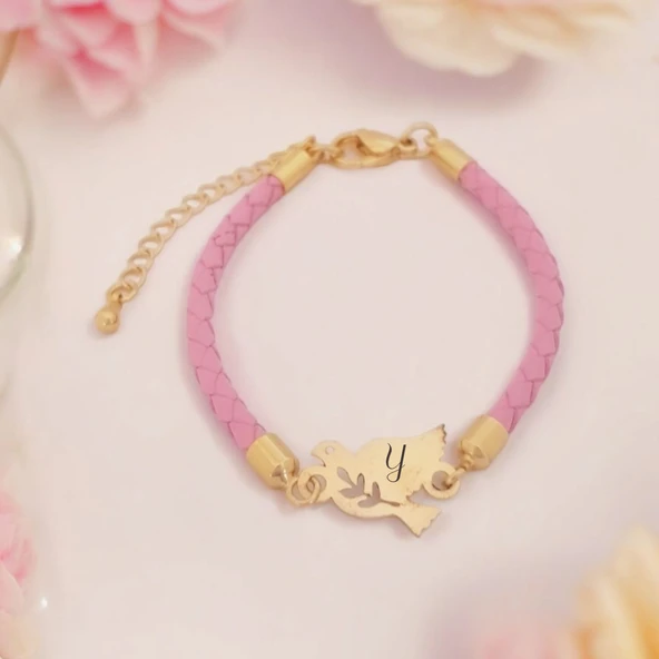 Harfe Özel 14 Ayar Altın Plakalı Kuş Figürlü Doğal Pembe Derili Hediye Bileklik-444 ürün görseli