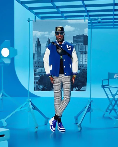 Barbie İmzalı LeBron James Kenbassadors Bebek HRM33 - Resim 3