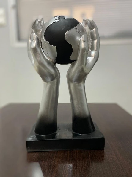 Dekoratif Dünya Tutan El Biblo İki El Arasında Dünya Heykel - Resim 5