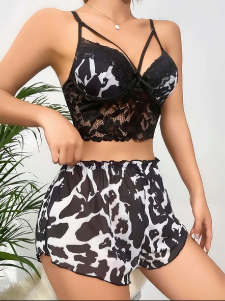 Kadın Siyah Leopar desenli Dantel detaylı Şortlu Gecelik Pijama Takımı 5055 - 3
