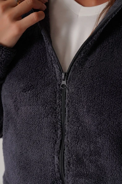 Kadın Füme Kurşuni Peluş Yumoş Fermuarlı Kapüşonlu Cepli Welsoft Ceket 22KCKTERES - 3