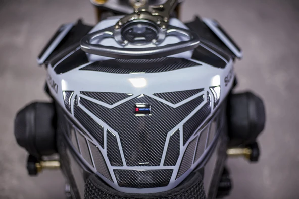 SUZUKİ - GSX-S1000 İle Uyumlu Kaydırmaz 6D Karbon 40 Parça Tank Pad Seti GC81 - Resim 4