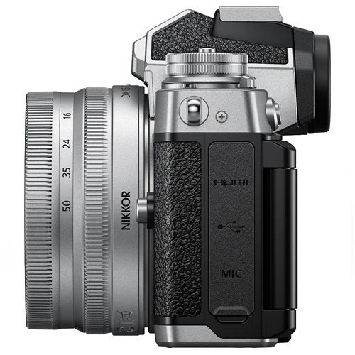 Nikon Z fc 16-50mm VR Lensli Vlogger Kit - 5