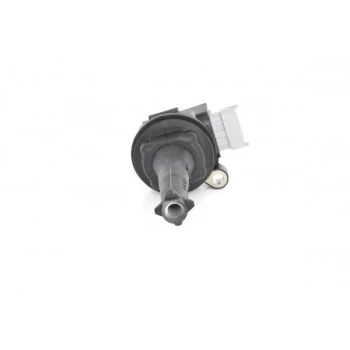 Volvo Atesleme Bobını Volvo C30 2.4-T5 06>14 C70 II 2.4-T5 06>12 S40 II 2.4-T5 S60 II 2.5 - 2.0 00>12 S80 - Bosch 0221604010 - Resim 1