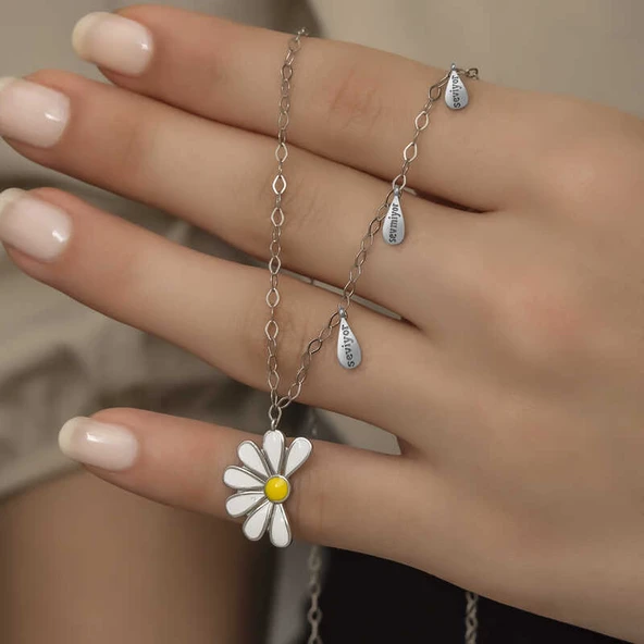 Gümüş Rodyum Papatya Seviyor Sevmiyor Bayan Kolye - Resim 6