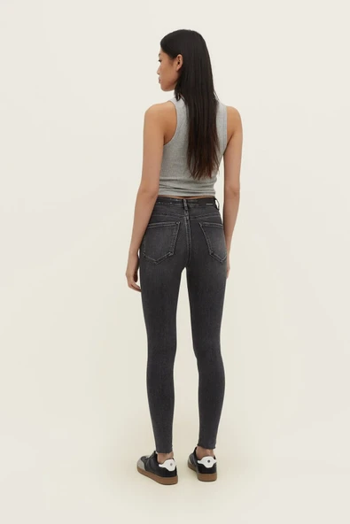 Stradivarius 1400 Regular waist skinny jean - Resim 3