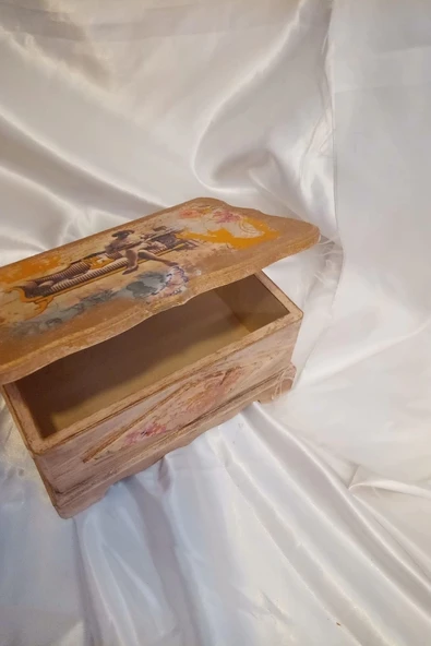 Sevgili Hediye Kutusu Sevgililer Günü Ahşap El İşi Hand Made Mücevher Kutusu Orta Boy ürün görseli